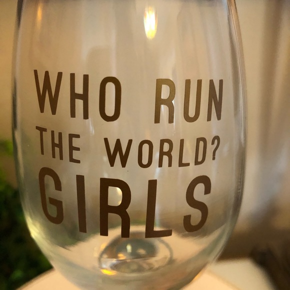 Custom Wine Glass. Beyonce Song Lyrics. - Picture 3 of 4